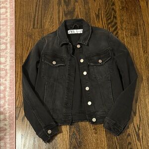 Zara women’s Black Denim Jacket